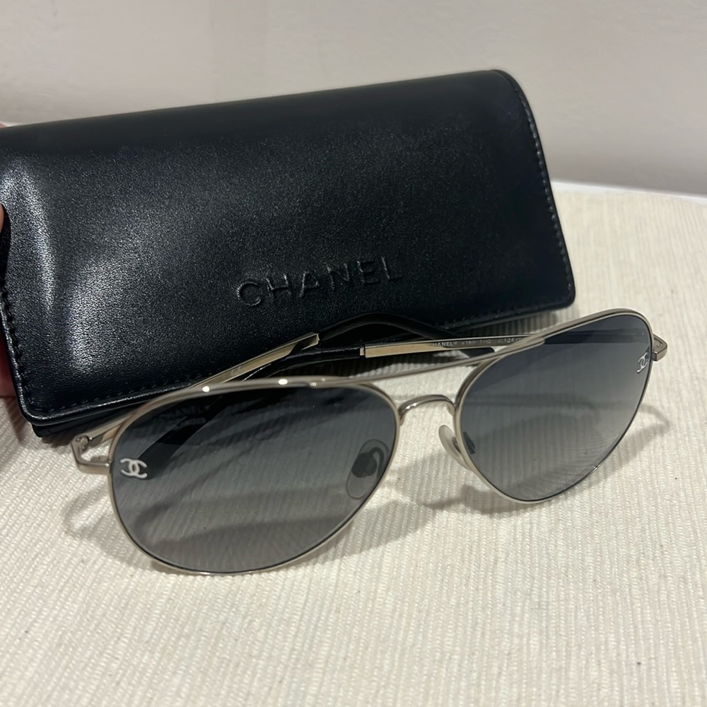 Chanel avaitors